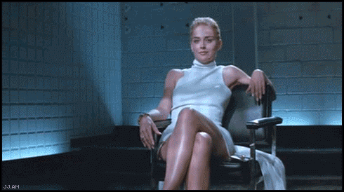 Bilder-Thread uh43048,1271714719,Sharon Stone no panties