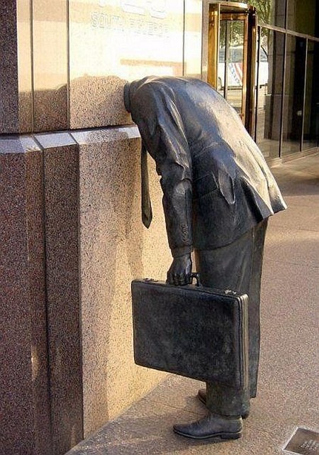 Bilder-Thread uh43048,1287436402,Strange-statues10