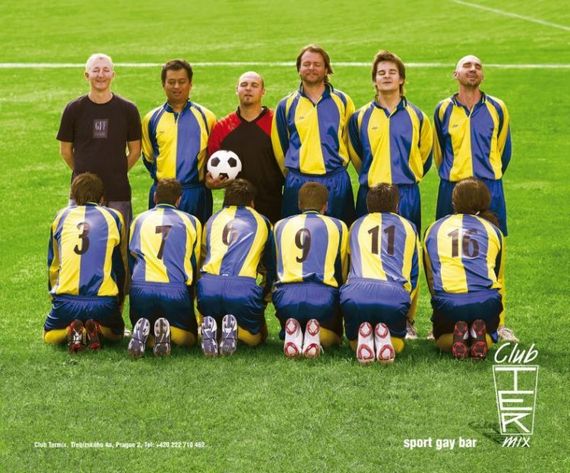 Bilder-Thread uh43048,1287438065,the-weirdest-creative-ads08