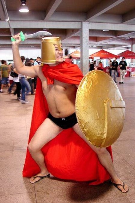 Bilder-Thread uh43048,1287492302,cosplay costume fails 30