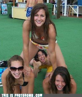 Bilder-Thread uh43048,1290683928,photobomb-that-guy-pyramid-bomb