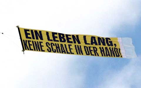 /dateien/uh45894,1272730338,flugzeugbanner