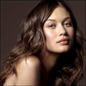 /dateien/uh55290,1275752051,olga-kurylenko-4