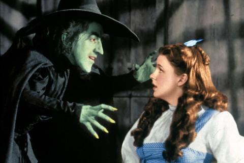 /dateien/uh57371,1256073176,Film Oz DW Kultur S 287002g