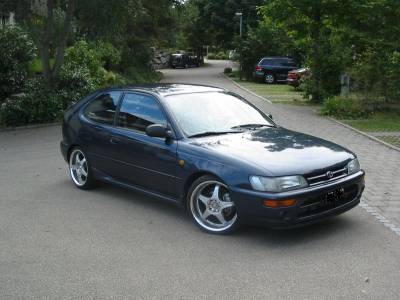 /dateien/uh59733,1269458096,Toyota-Corolla-Si-yzg9