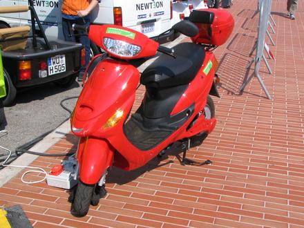 /dateien/uh60036,1267900419,moped-zu-teuer1