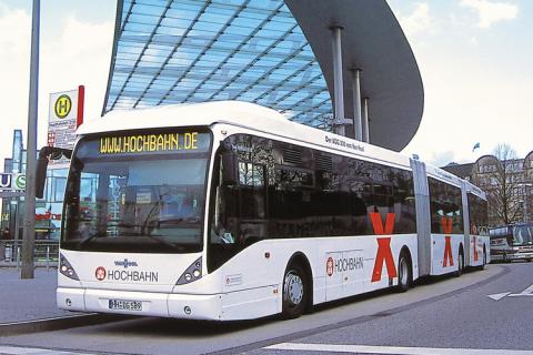 /dateien/uh60036,1270033264,bus hh jpg DW Hambu 704072g