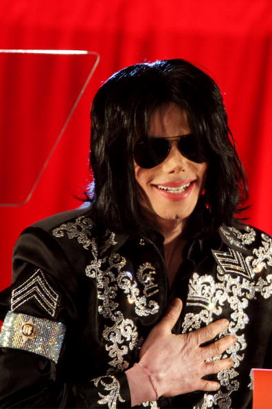 /dateien/uh60207,1266257508,uh602071266254357PicImg Michael Jackson Announces 4ccd