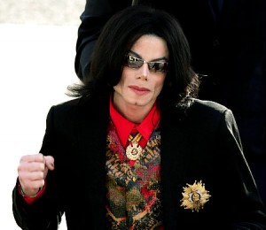 /dateien/uh60207,1269633878,alg michael jackson 2005-300x260