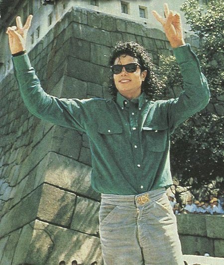 /dateien/uh60207,1269713767,Forever-Michael-3-michael-jackson-7