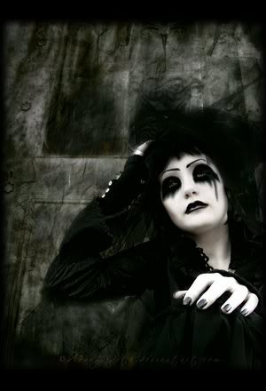 /dateien/uh60831,1285673503,Gothic Woman