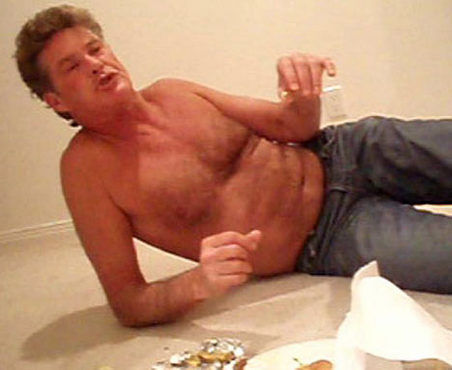 Poste ein Bild, welches zeigt, wie es dir gerade geht uh65302,1282777763,hasselhoff-cheeseburger
