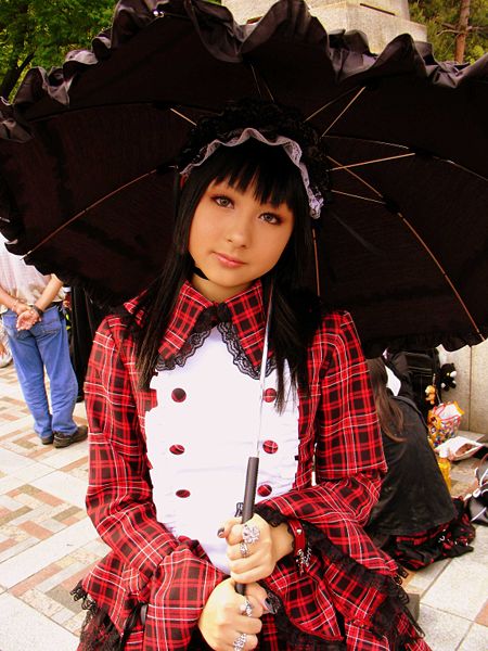 /dateien/vo62586,1295128246,a girl with a lolita fashion