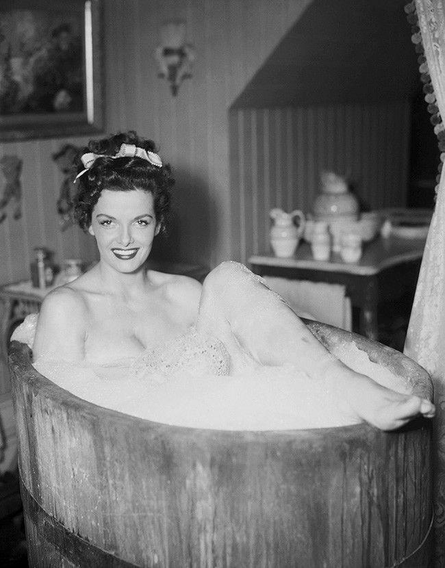 Fass Jane Russell