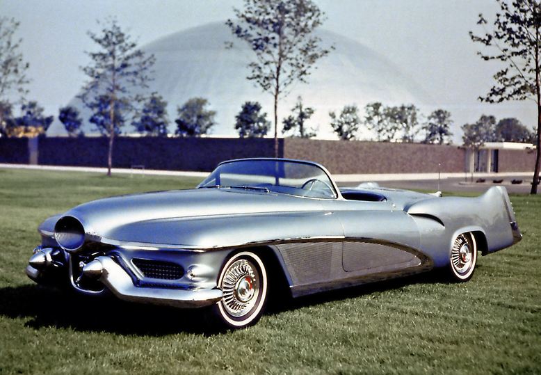 1951-GM-Le-Sabre-Concept-SA-1024x768