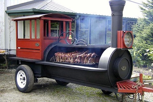 01-Choo-Choo-Train-Rib-Cooker-via-Buzzar