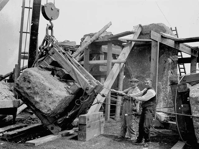 stonehenge-restoration-1919.jfif