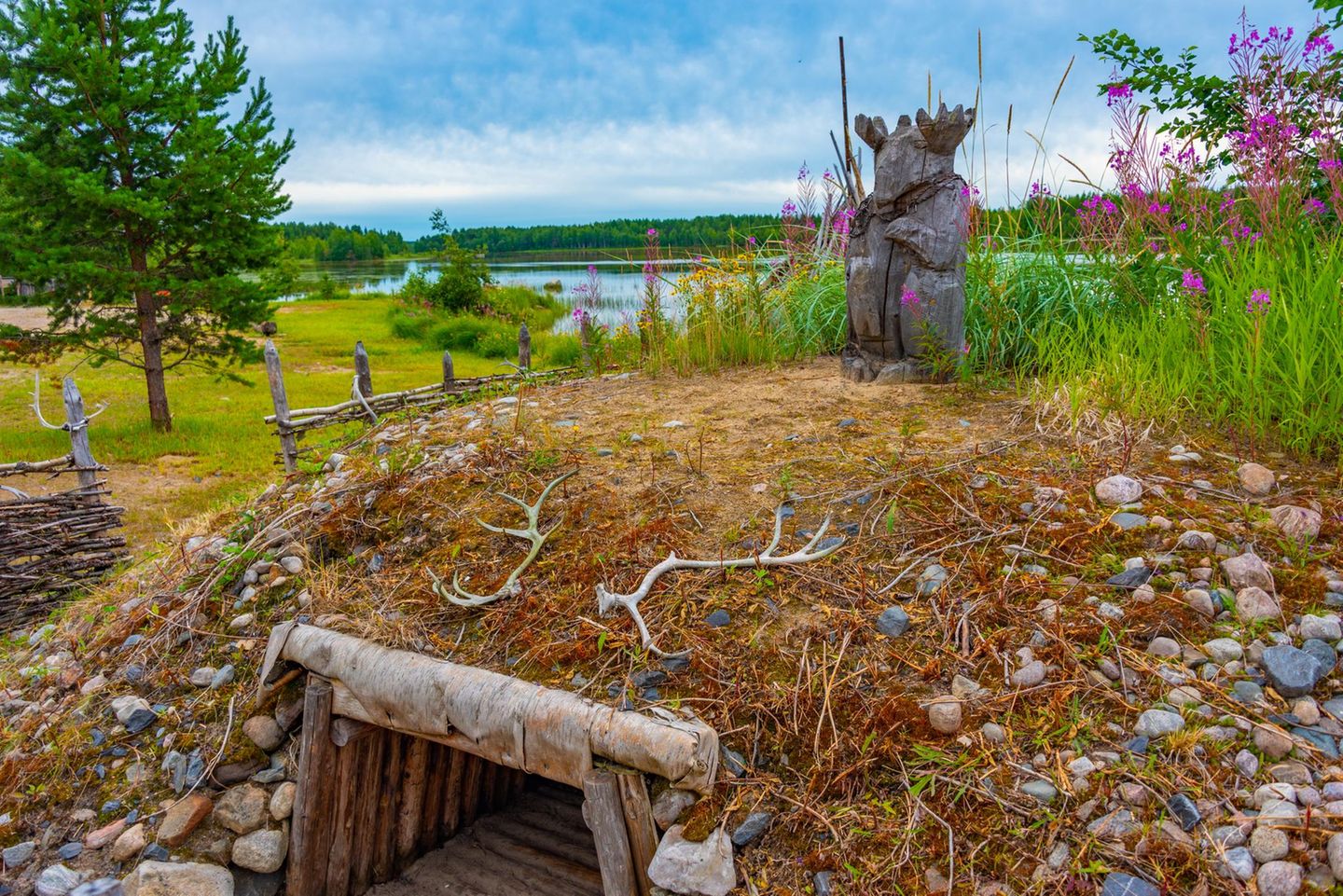 steinzeitdorf-as-585982494