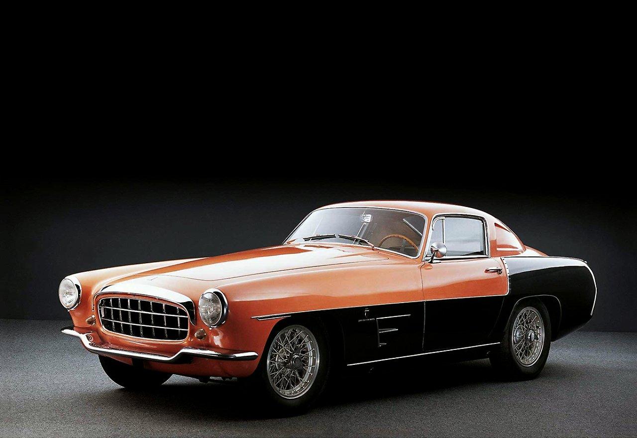 1955-Ghia-Ferrari-375-MM-Coupe-01