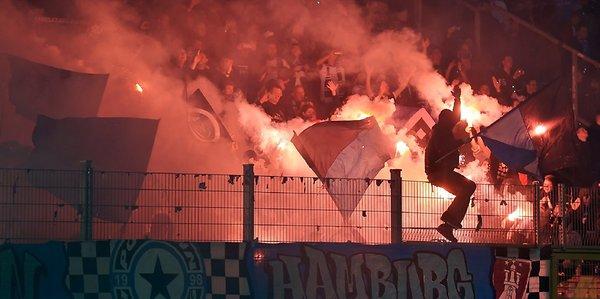 pyro-beim-auswaertsspiel-in-darmstadt