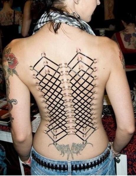 Permanent-Corset-Piercing