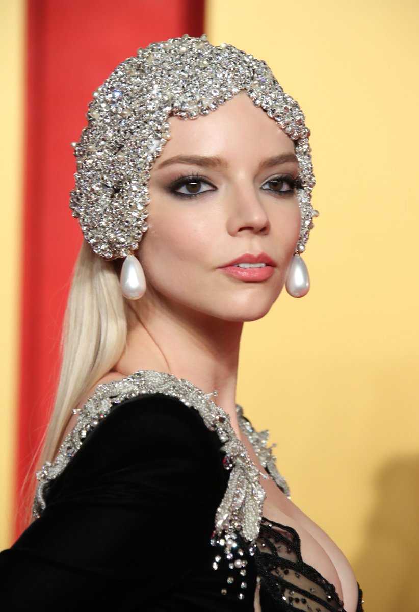 Oscars Anya Taylor Joy - Copy