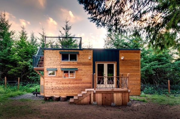 MountaineerTinyHomewithRooftopDeck001b60