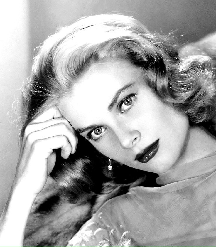 0 Grace Kelly portrait