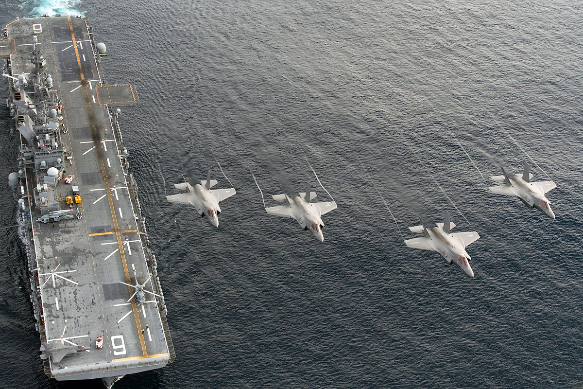 Fumos miese Spelunke F-35-Joint-Strike-Fighter-jets