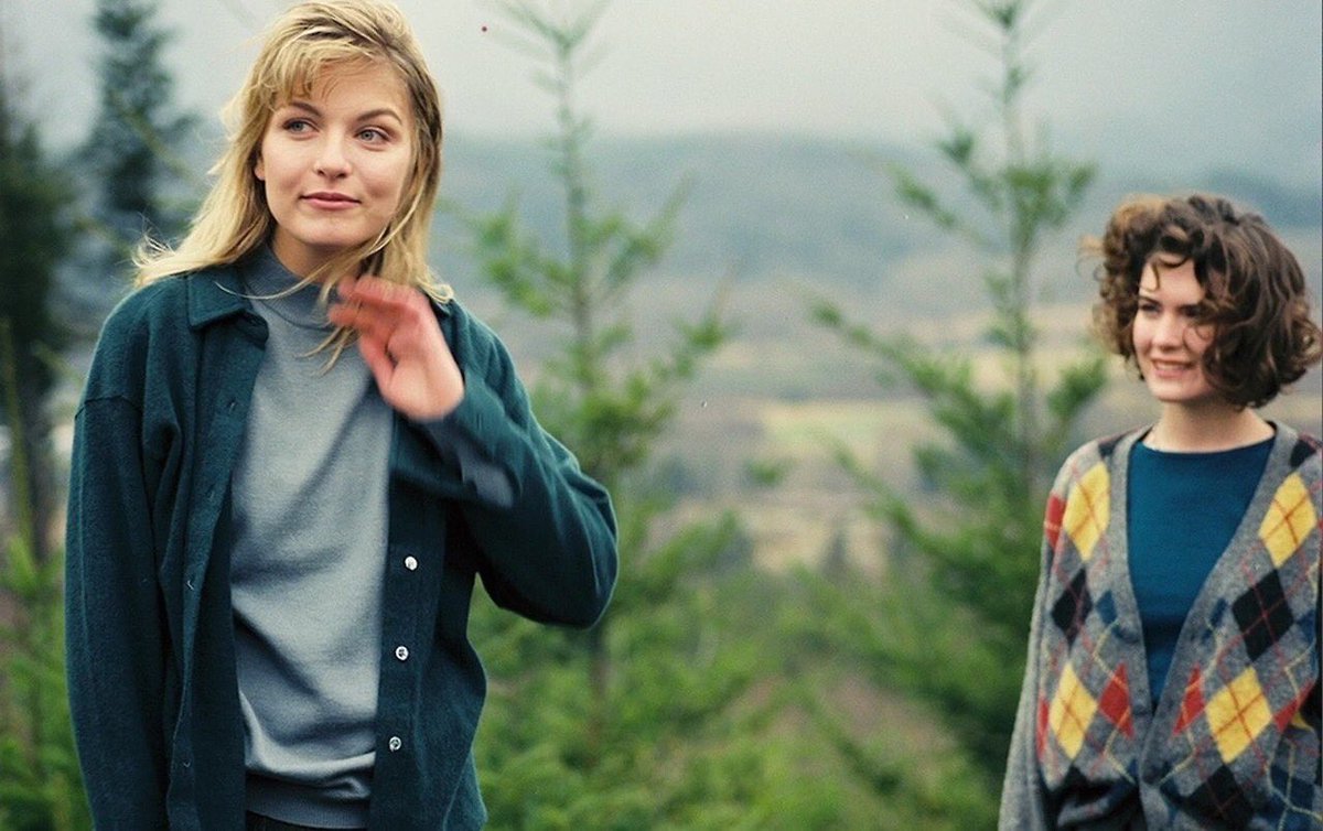 twinp bts sheryl lee lara fl boyle - Cop