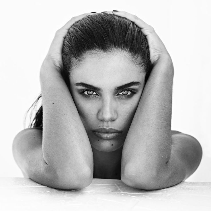 Sara Sampaio portrait 1