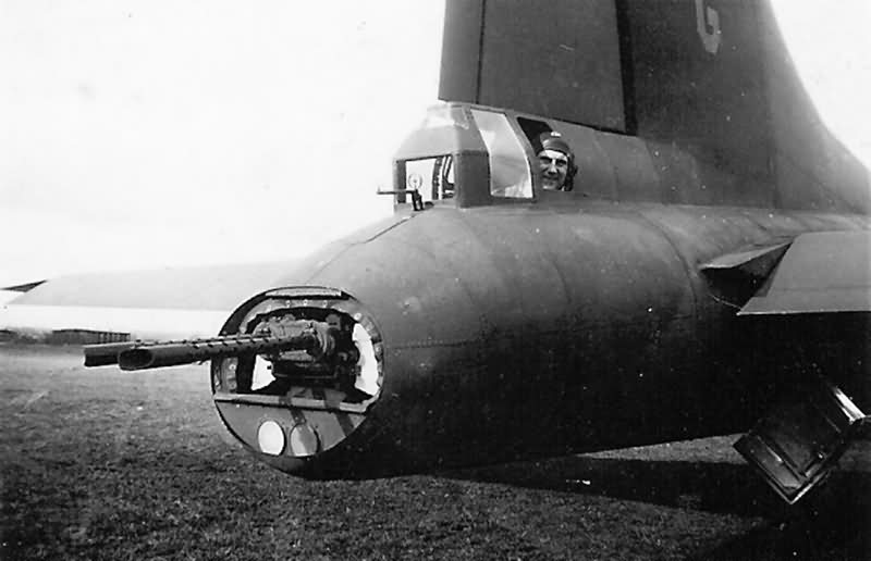 B-17 Flying Fortress Tail Gunner Posed i