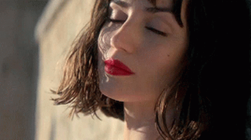ana gif 2 - Copy