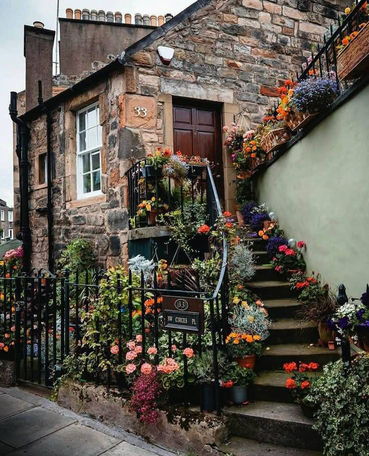 Edinburgh Sco - Copy