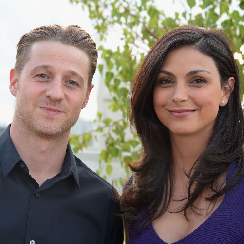 ben-mckenzie-und-morena-baccarin-posiere