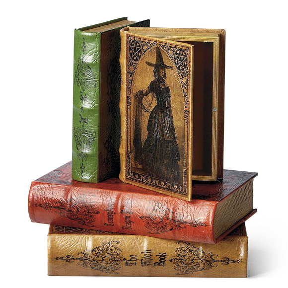 Vintage-Halloween-Book-Boxes