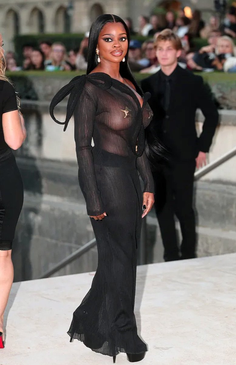JT Schiaparelli PFW - Copy