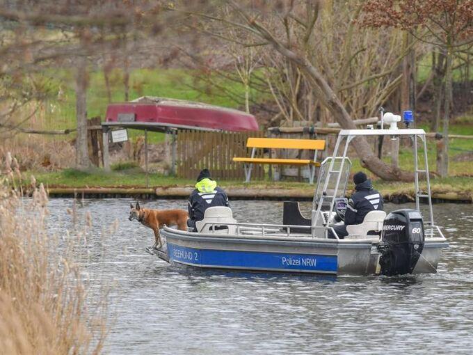 1017284 1 detailbig Auf einem Boot suche