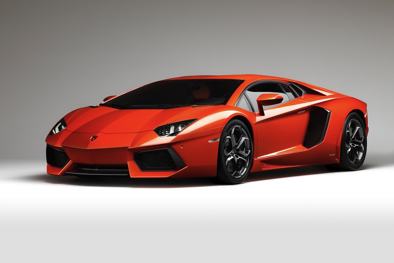 Lamborghini Aventador wallpaper hd deskt