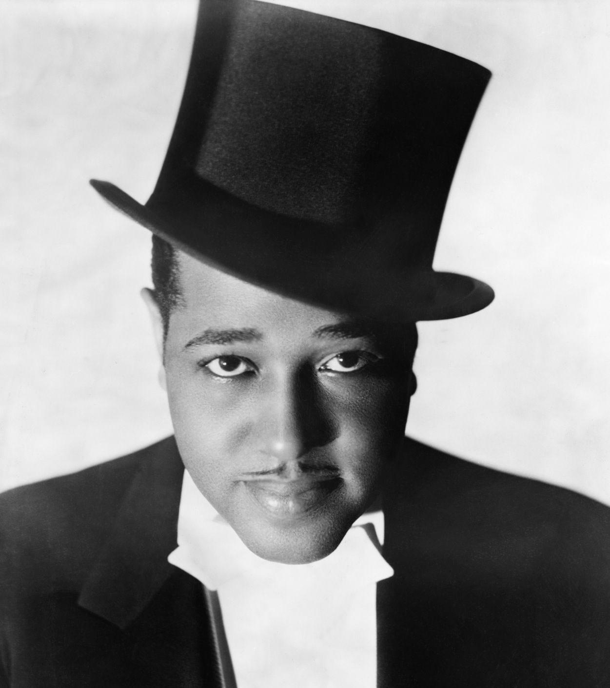 duke-ellington-top-hat-e1606247148675