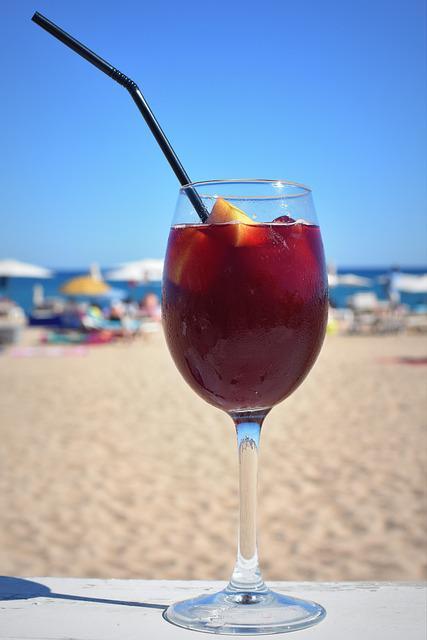 sangria-1629530 640