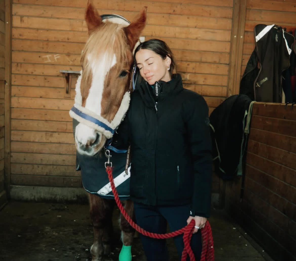 ana e cavallo - Copy