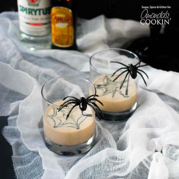 6uikt2t74fsm spiderweb-cream-martini-680