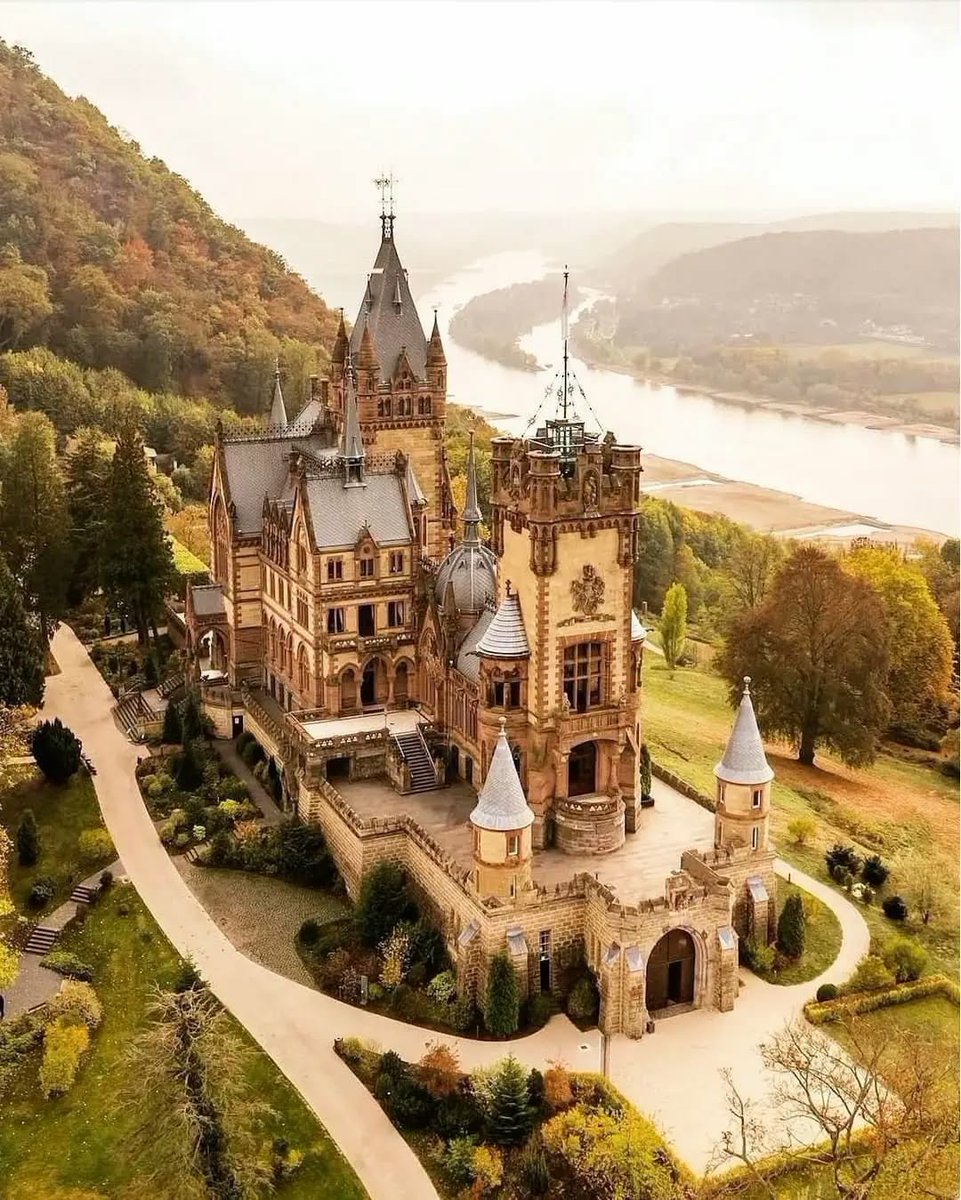 Drachenburg Konigswinter - Copy