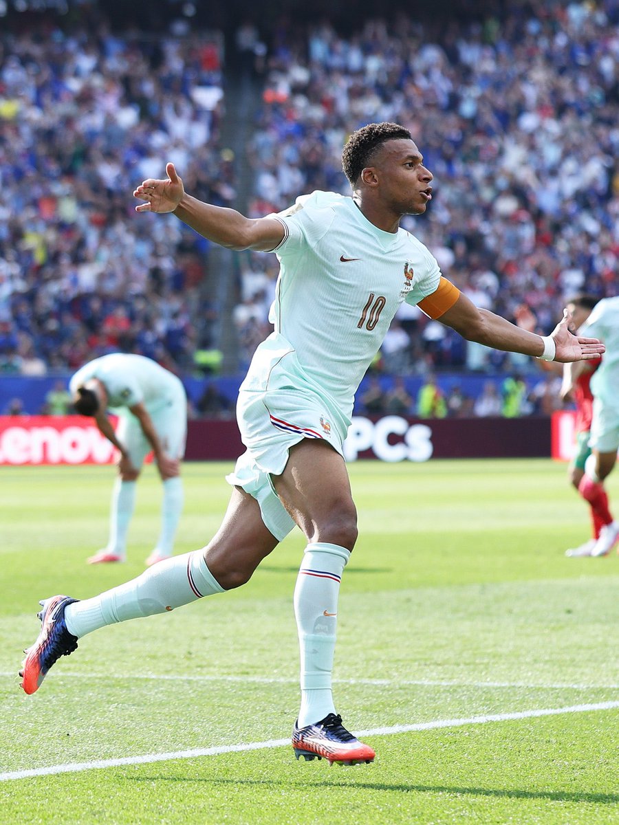 Mbappe 2 - Copy