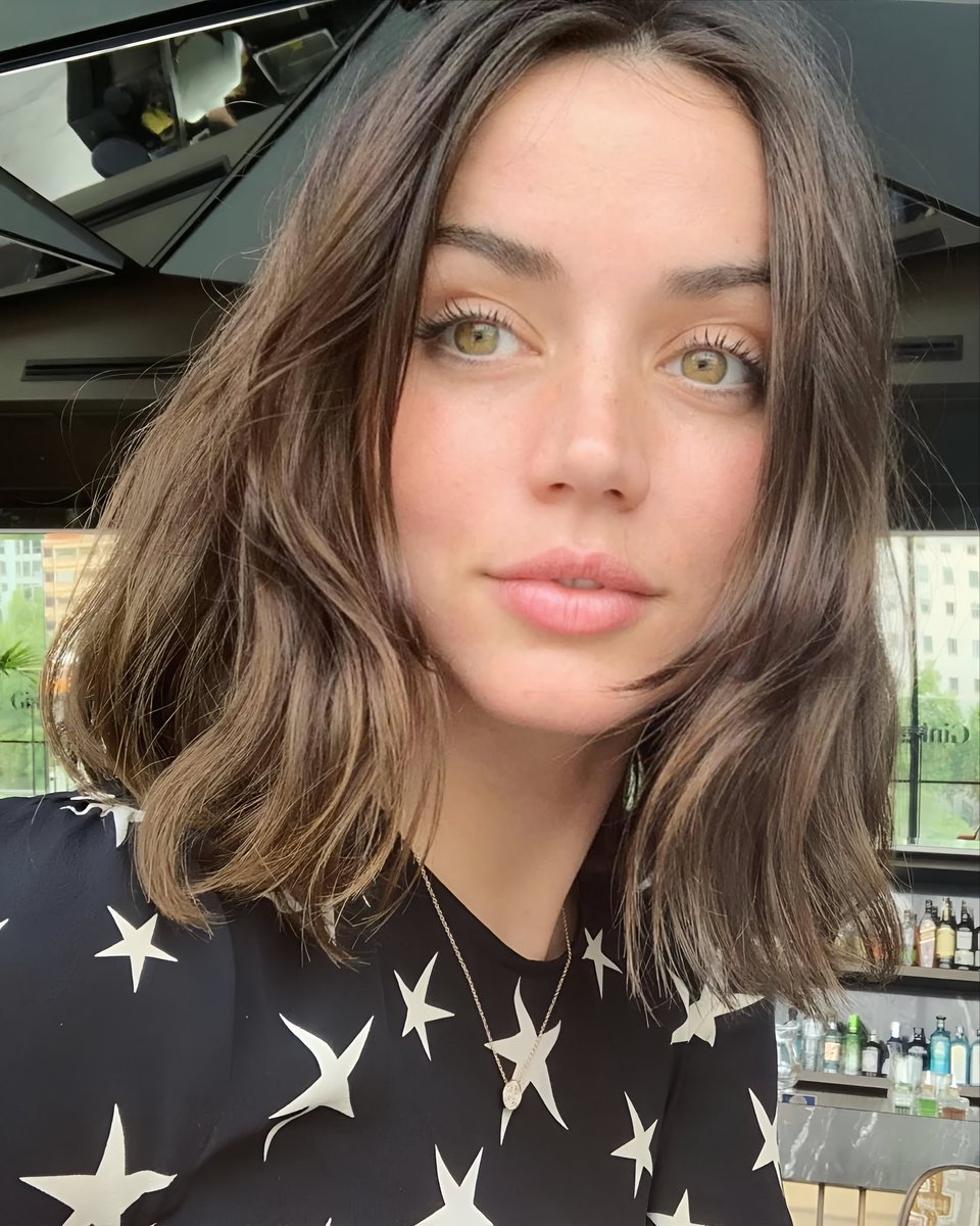 that girl Ana - Copy