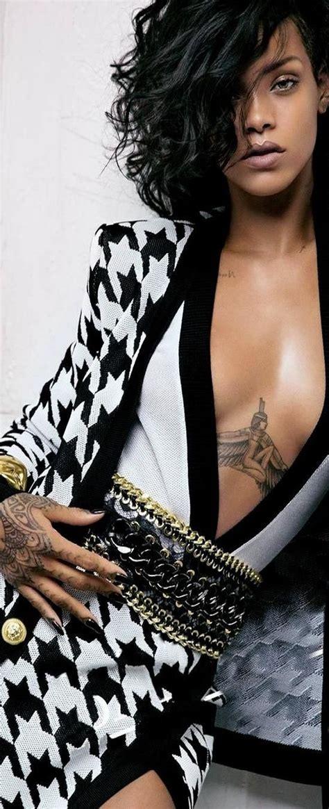 Rihanna underboob tattoo