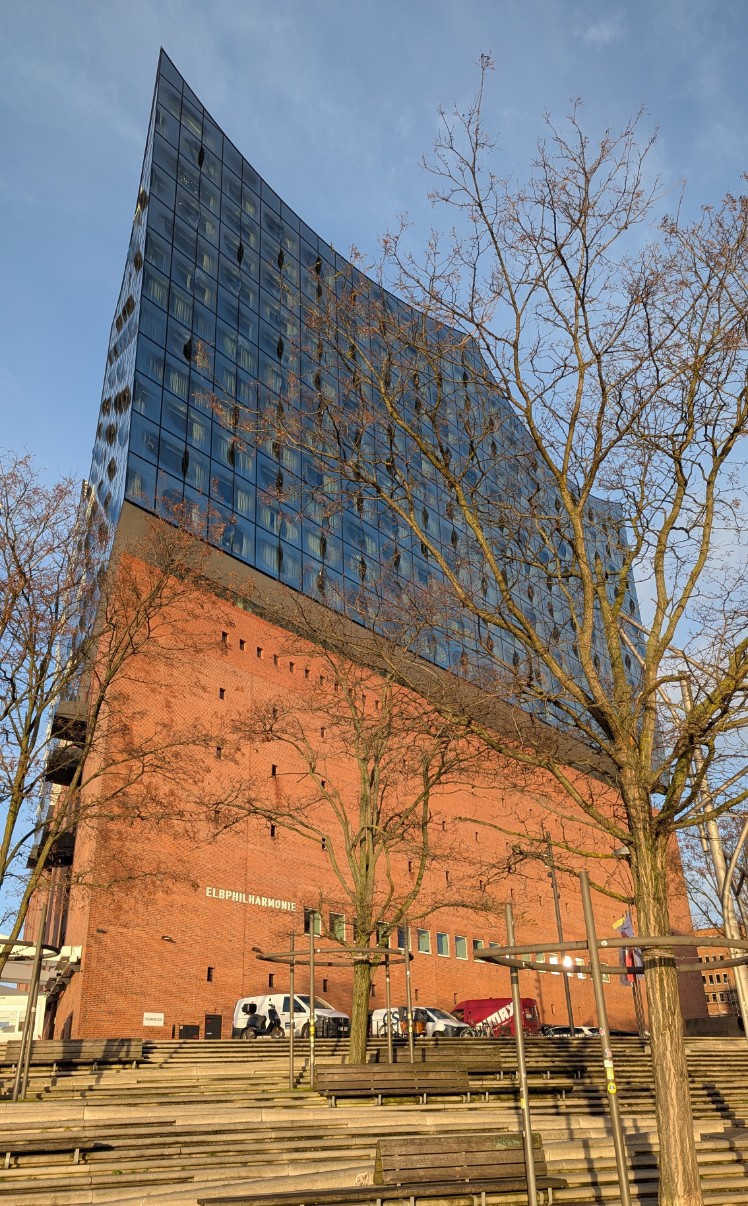 305ce813-7c62-4967-995a-a5a6ec54aae1 cop