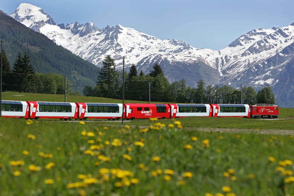 Glacier-Express-Goms-im-Winter