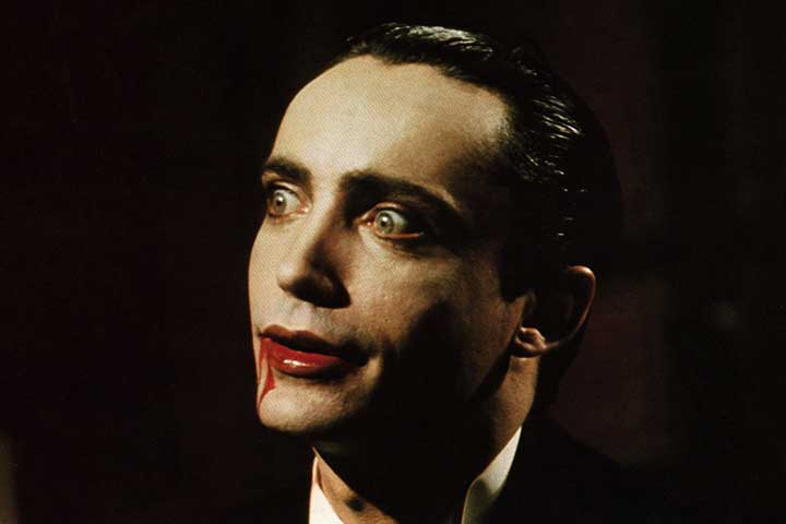 Andy-warhols-dracula-web